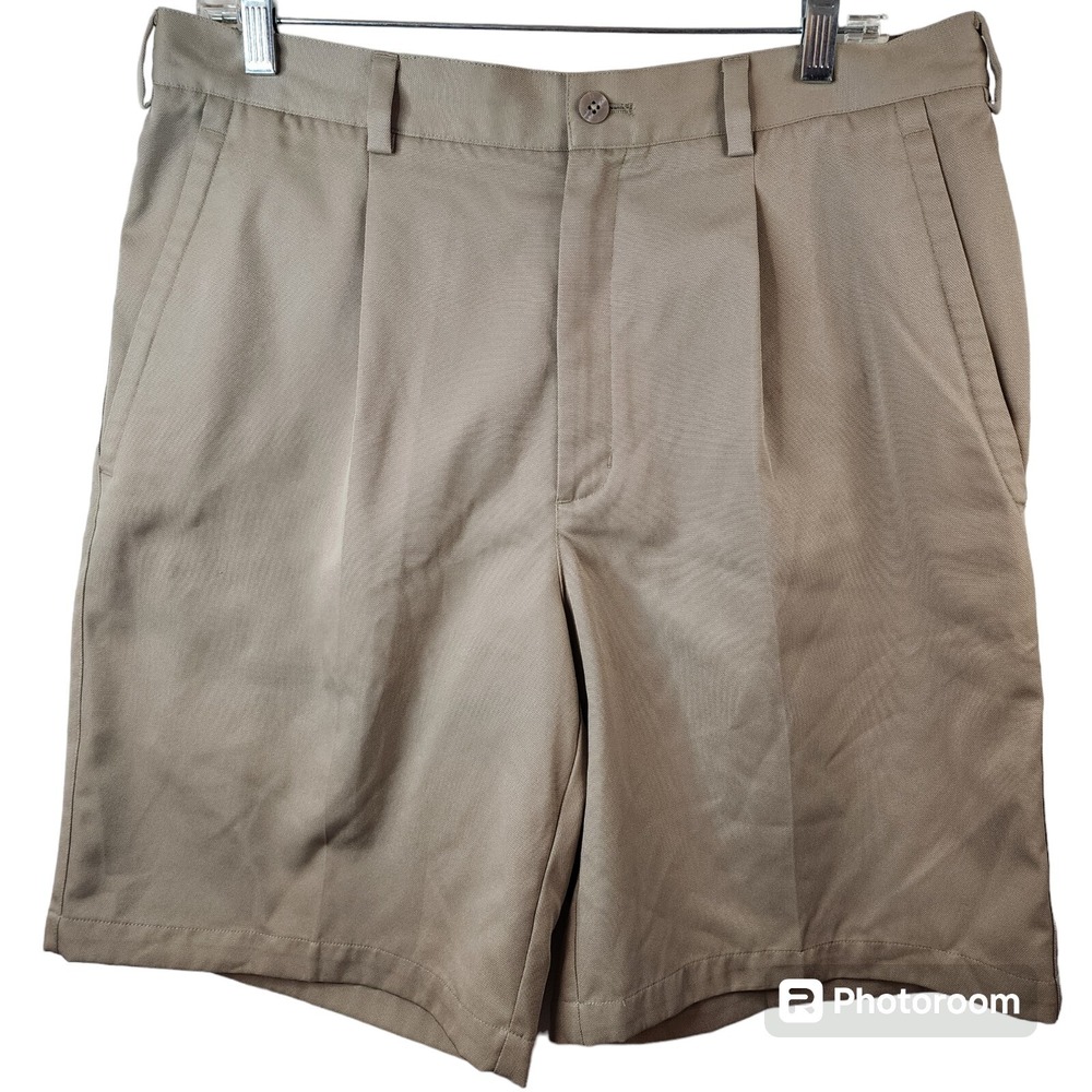 Nike Golf Shorts Men Size 34 Dri-Fit Tan Pleated Front Swoosh Logo 9.5" Inseam‎